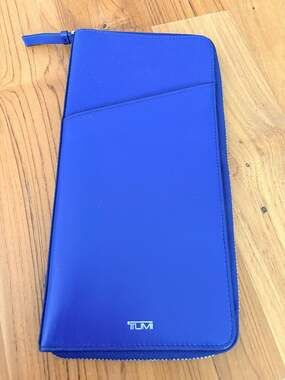 Tumi Blue Leather Zip-Around Travel Wallet Organizer